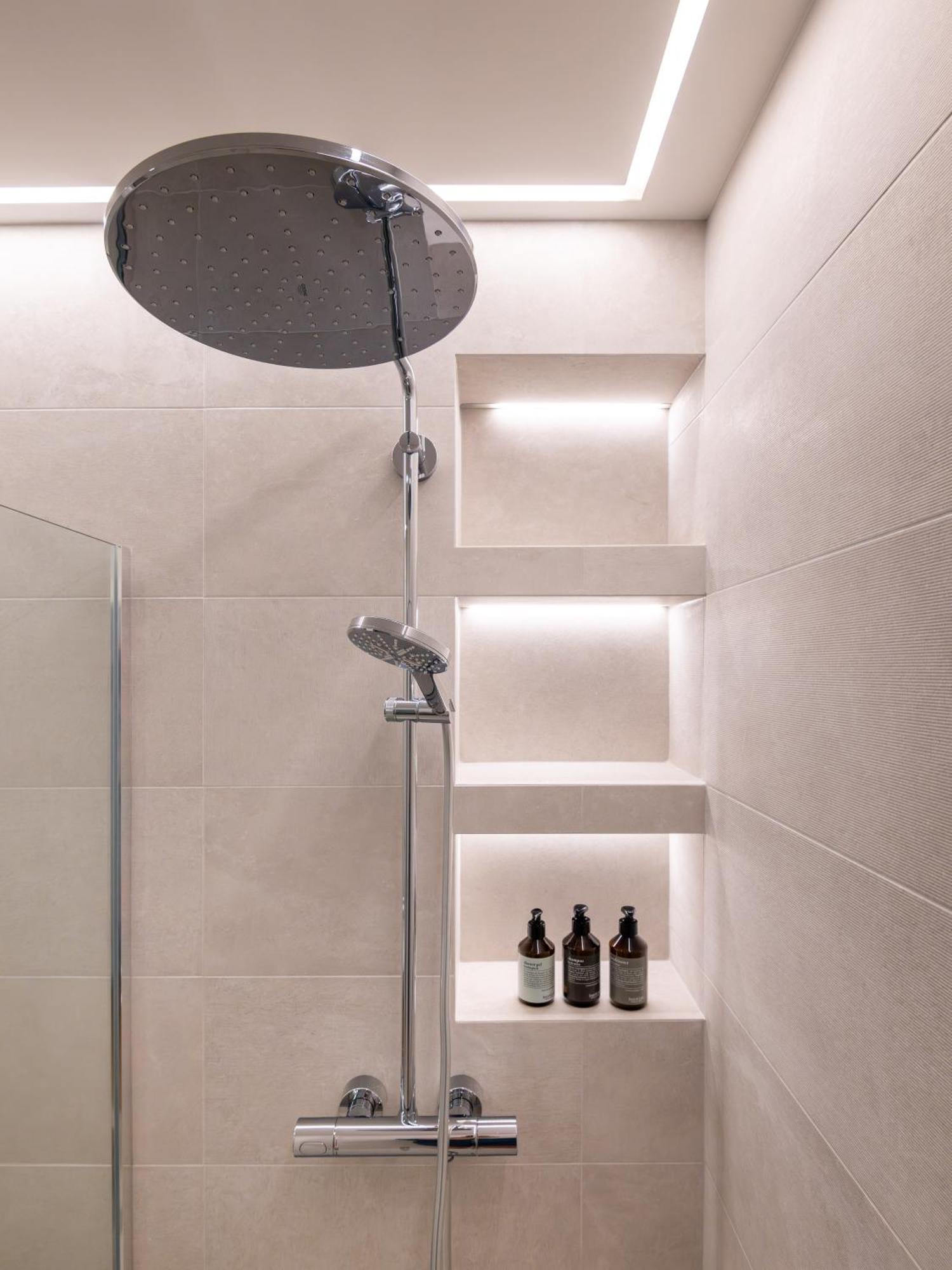 D33 Vilnius - Brand New Luxury Apartment With Terrace, Garden, Ac And Parking Esterno foto